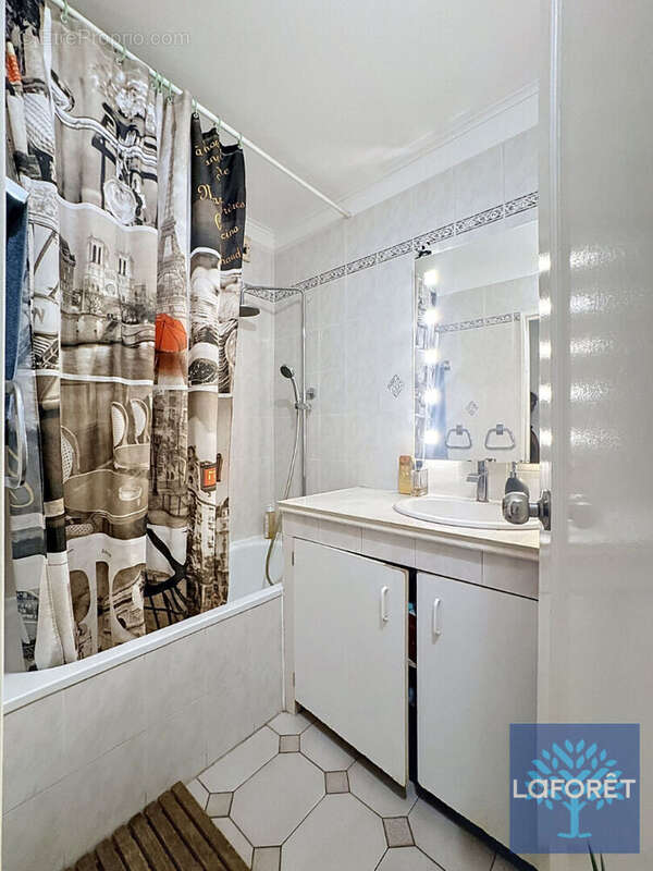 Appartement à NEUILLY-SUR-MARNE