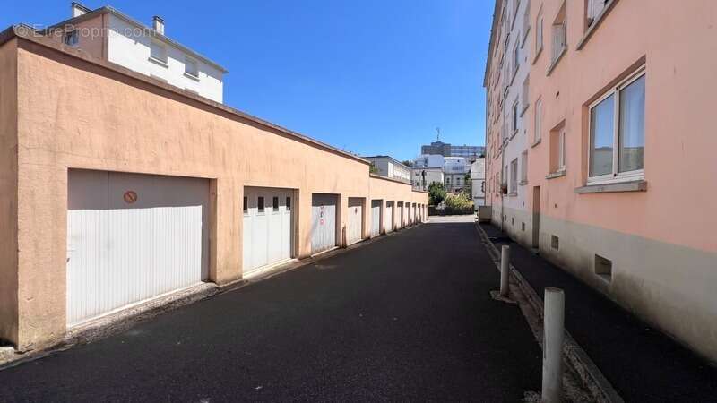 QUIMPER (29) – Appartement de type 3 de 67 m² habitable – Loggia – Garage fermé et privatif - photo 3