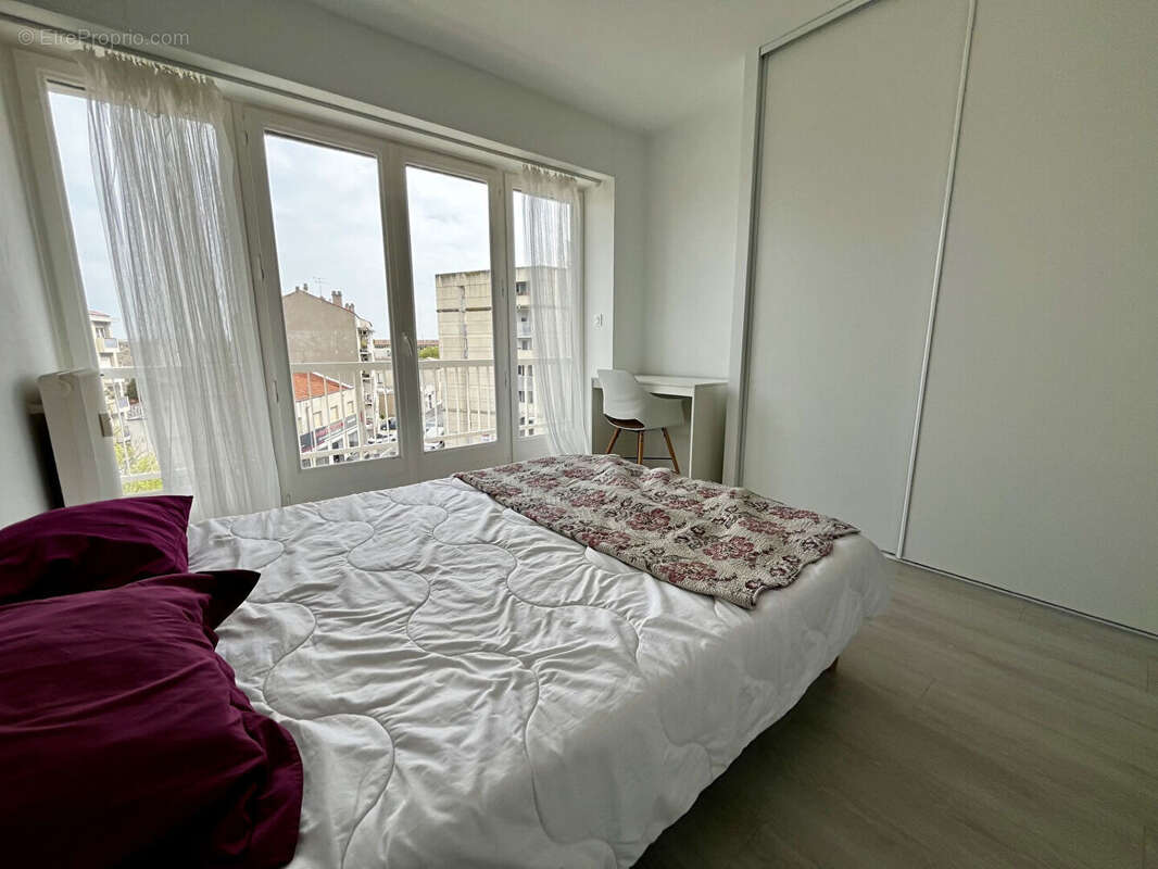 Appartement à NIMES
