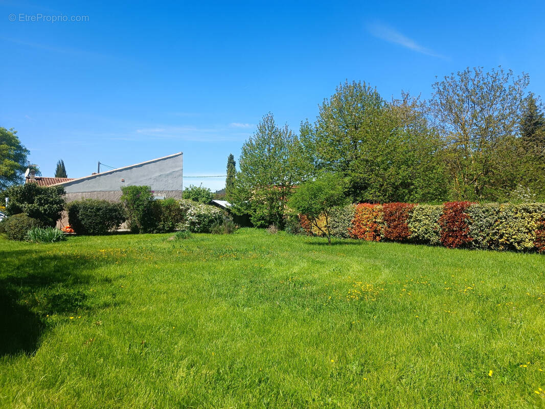 Maison à FORCALQUEIRET
