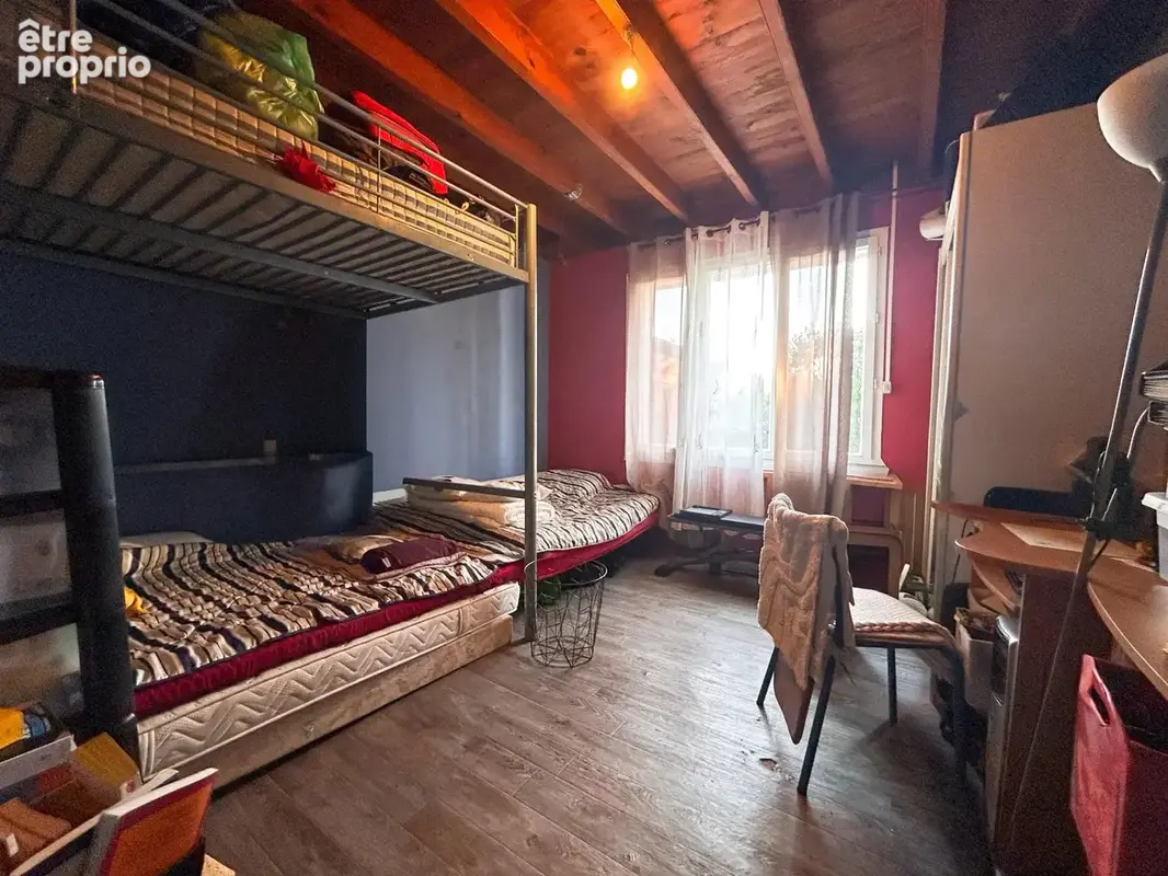 SAINT REMY : Maison de plain-pied de 150 m² à restaurer sur 5 051 m² de terrain - photo 10