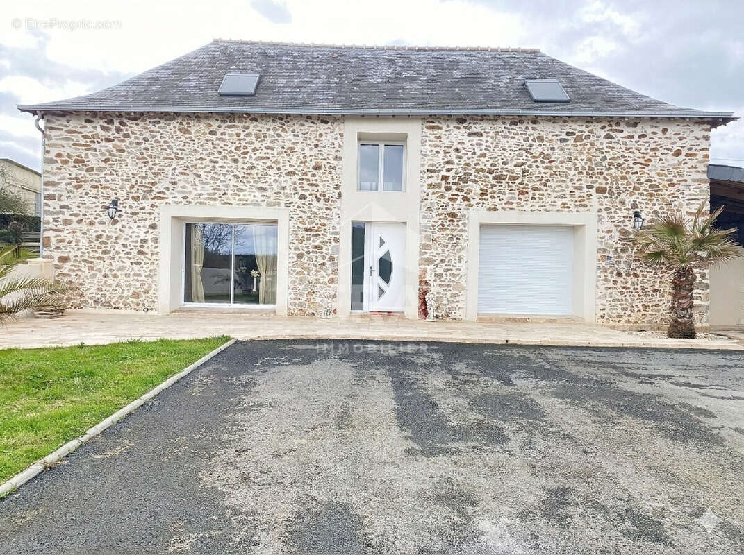Maison à LAVAL