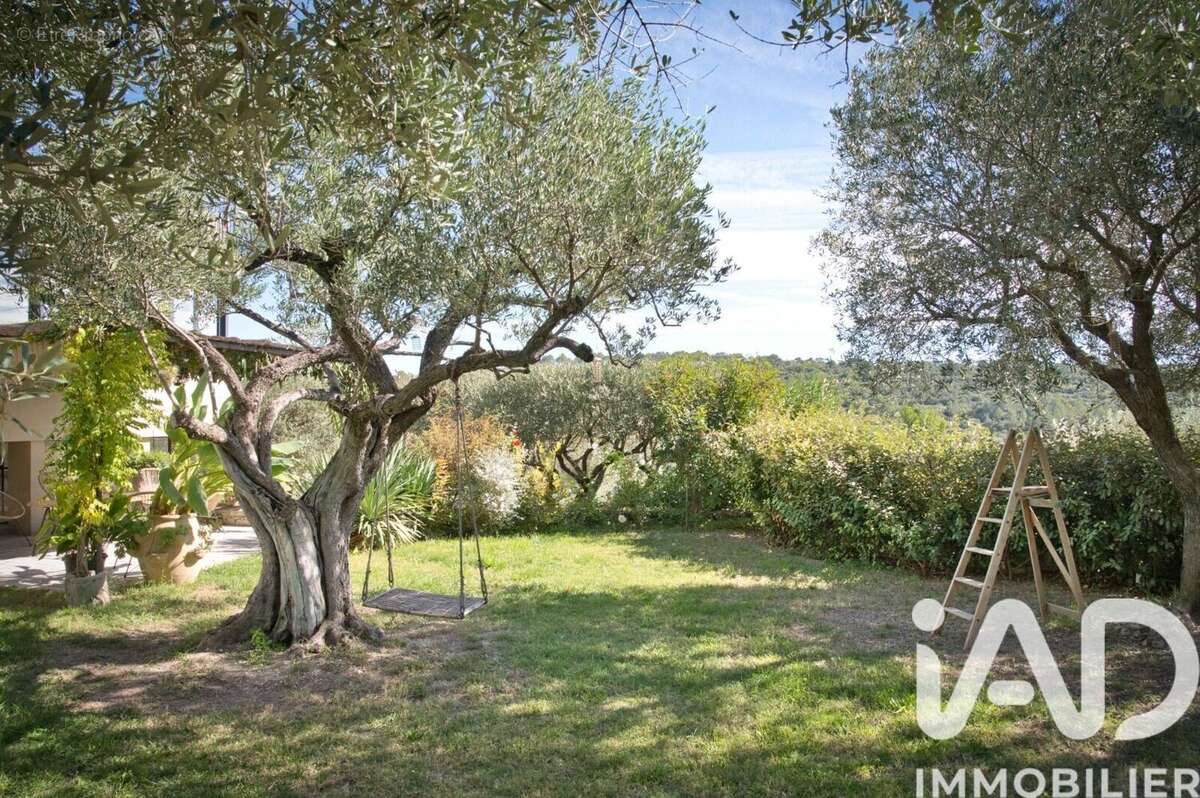 Maison 184 m² à Uzes  - photo 8