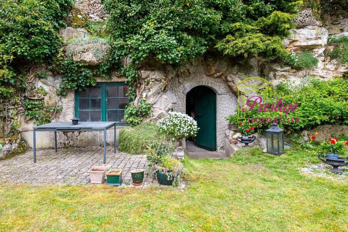 Maison à LE MESNIL-LE-ROI