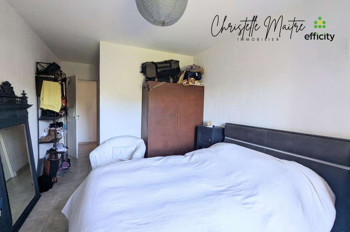 Appartement à SAINT-MARTIN-DE-CRAU