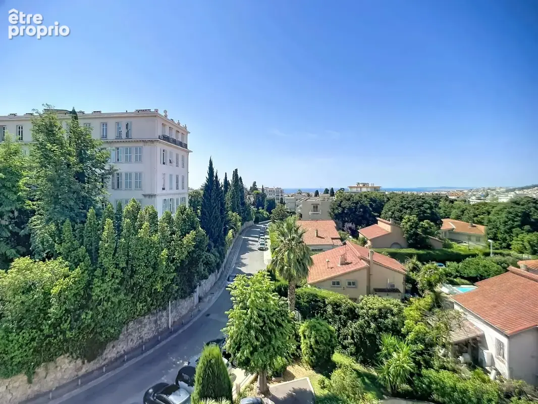 Appartement 3 pièces dernier étage – Vue panoramique ville et mer - photo 13