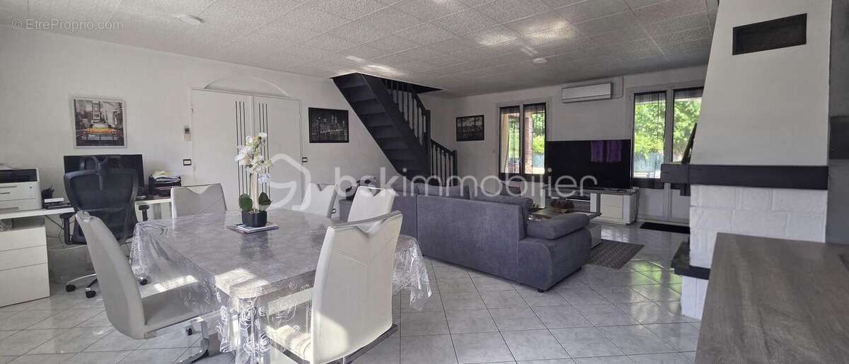 Maison coup de cœur en fond d'impasse - photo 2