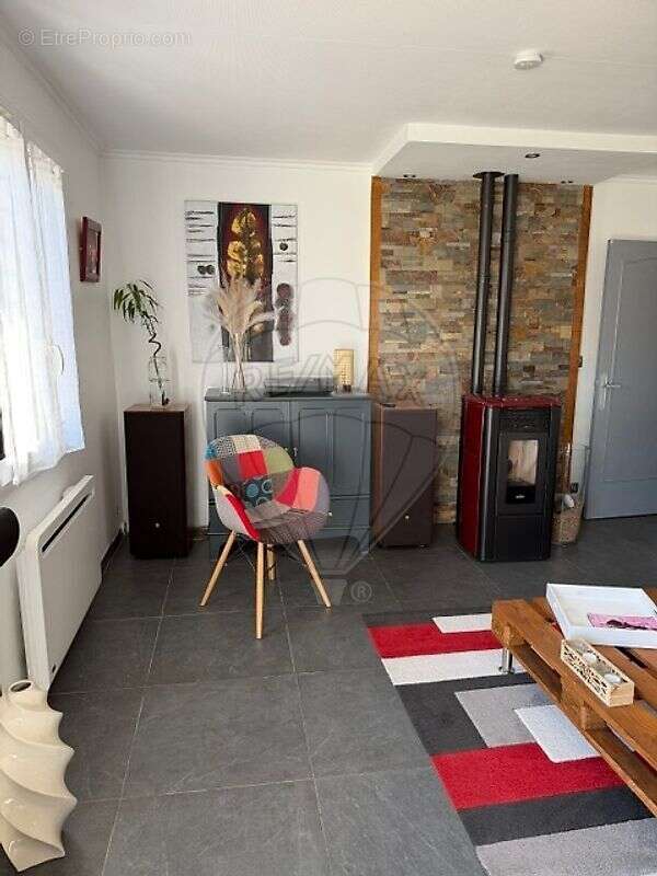 Maison à ESMANS