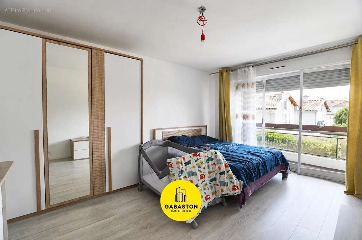 Appartement 96 m² à Marseille-10e  - photo 7