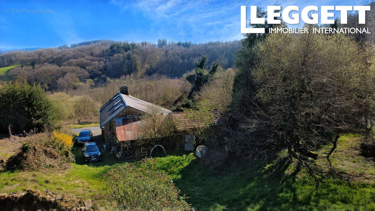 Maison à SAINT-AMAND-LE-PETIT