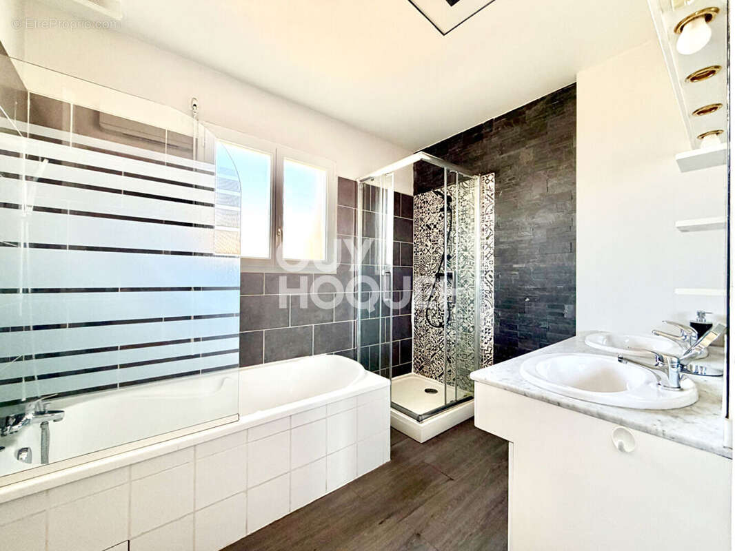 Maison à GUJAN-MESTRAS