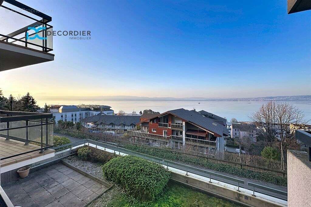 Appartement à EVIAN-LES-BAINS