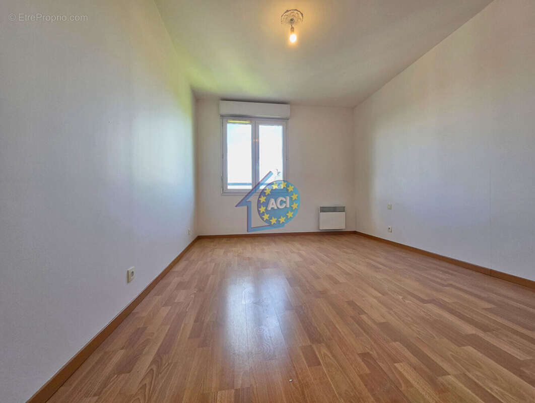 Appartement à MANTES-LA-JOLIE