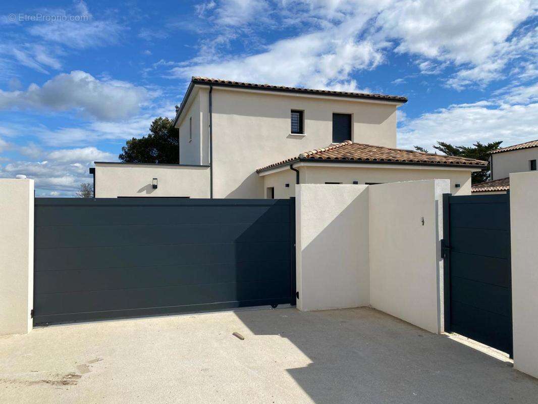 Maison à BEZIERS