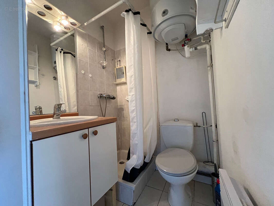 Appartement à LA LONDE-LES-MAURES