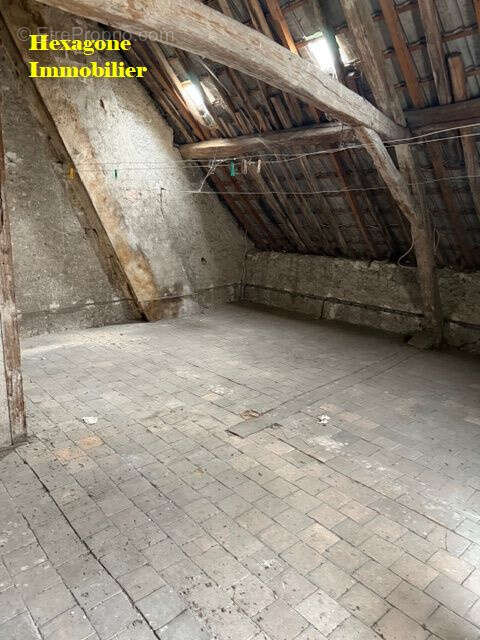 Maison à NEUVY-SUR-LOIRE