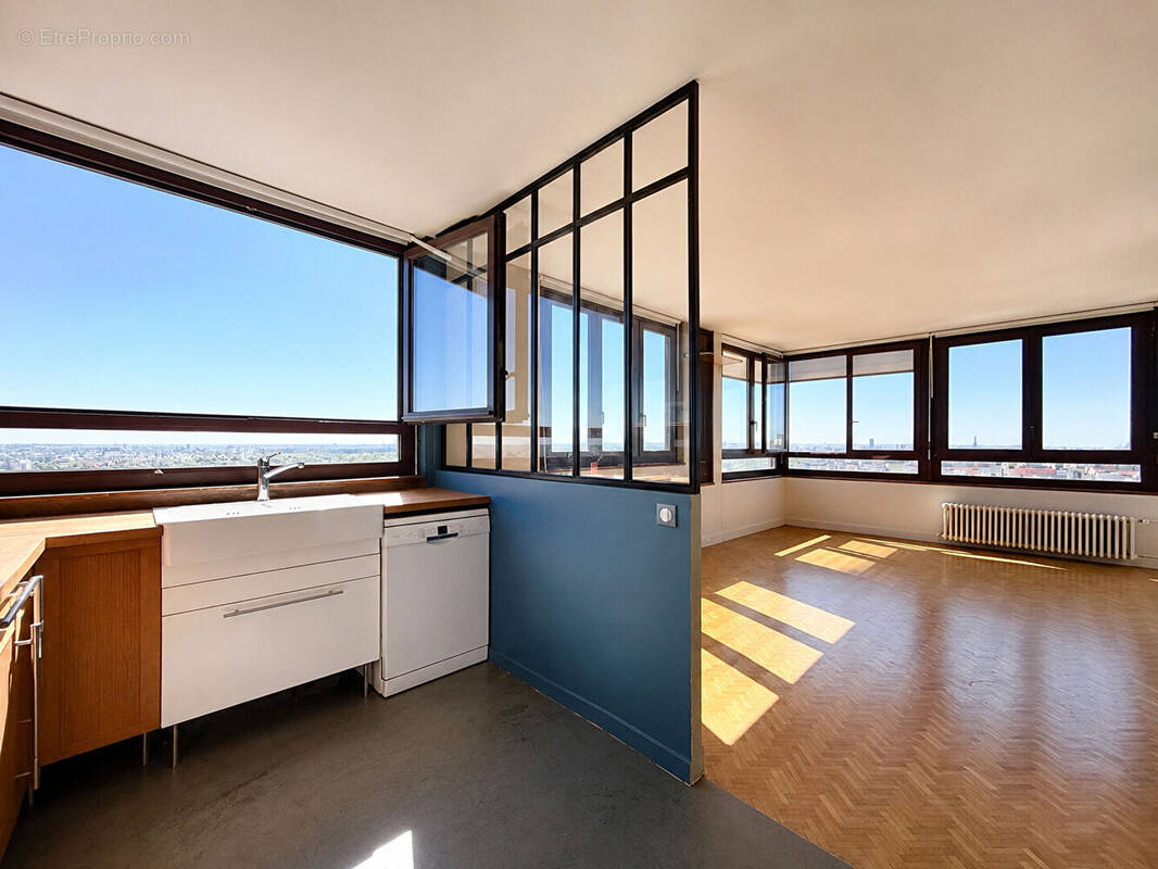 Appartement à FONTENAY-SOUS-BOIS