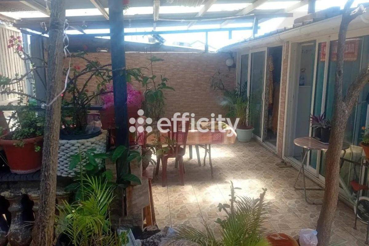 Maison à SAINT-PIERRE