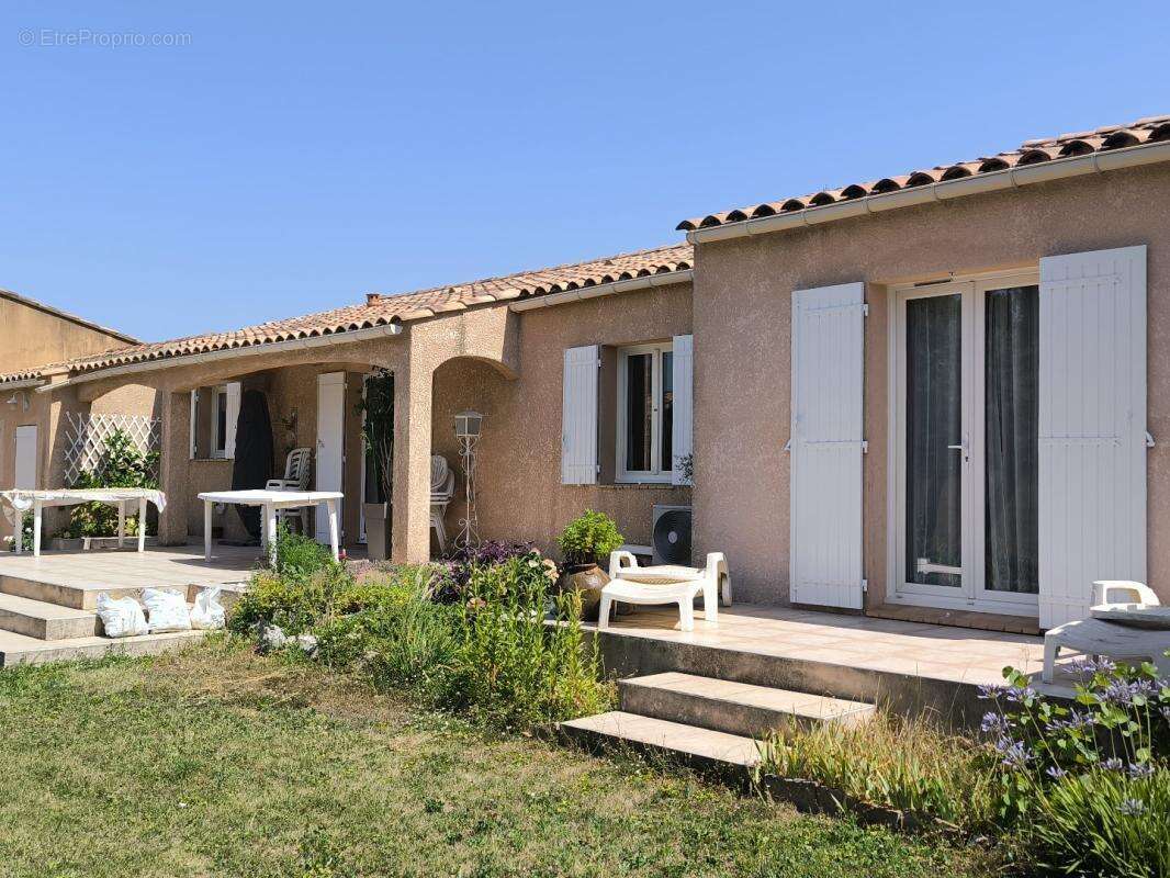 Maison à SORGUES