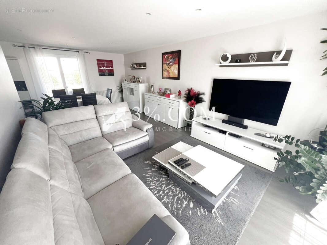 Superbe Maison Plain-Pied 150 m2 + Terrain Arboré 1900 m2 54300 Hériménil - photo 8