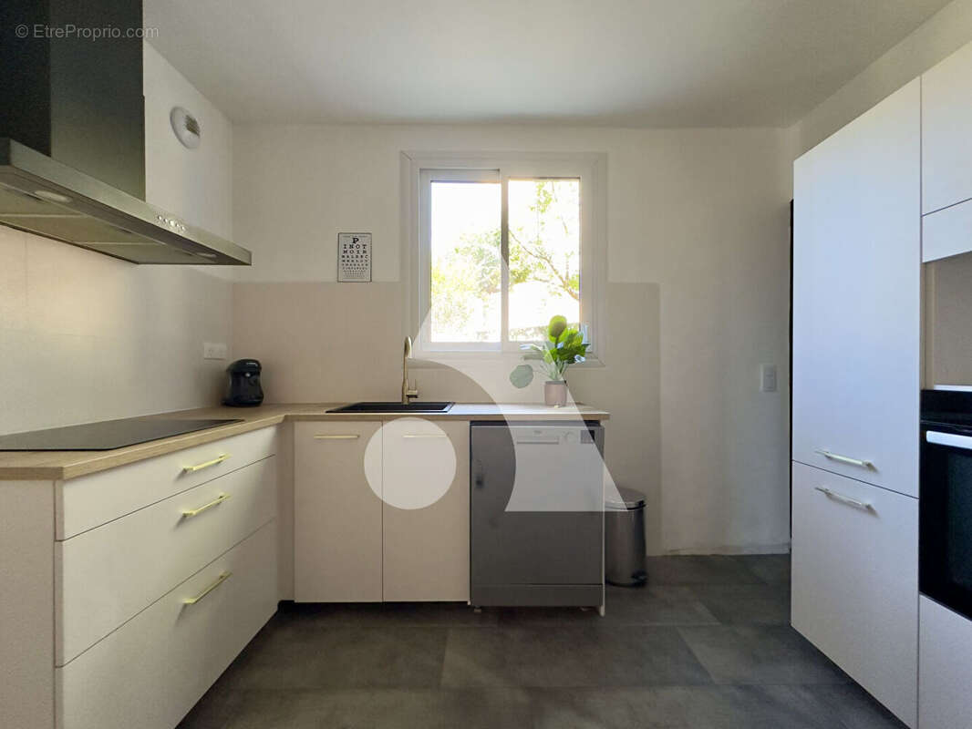 Maison Cahors 88m², 4 pièces, 3 chambres. - photo 2