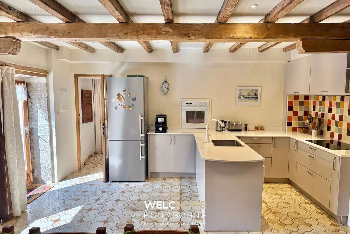 Maison à MONT-SAINT-VINCENT