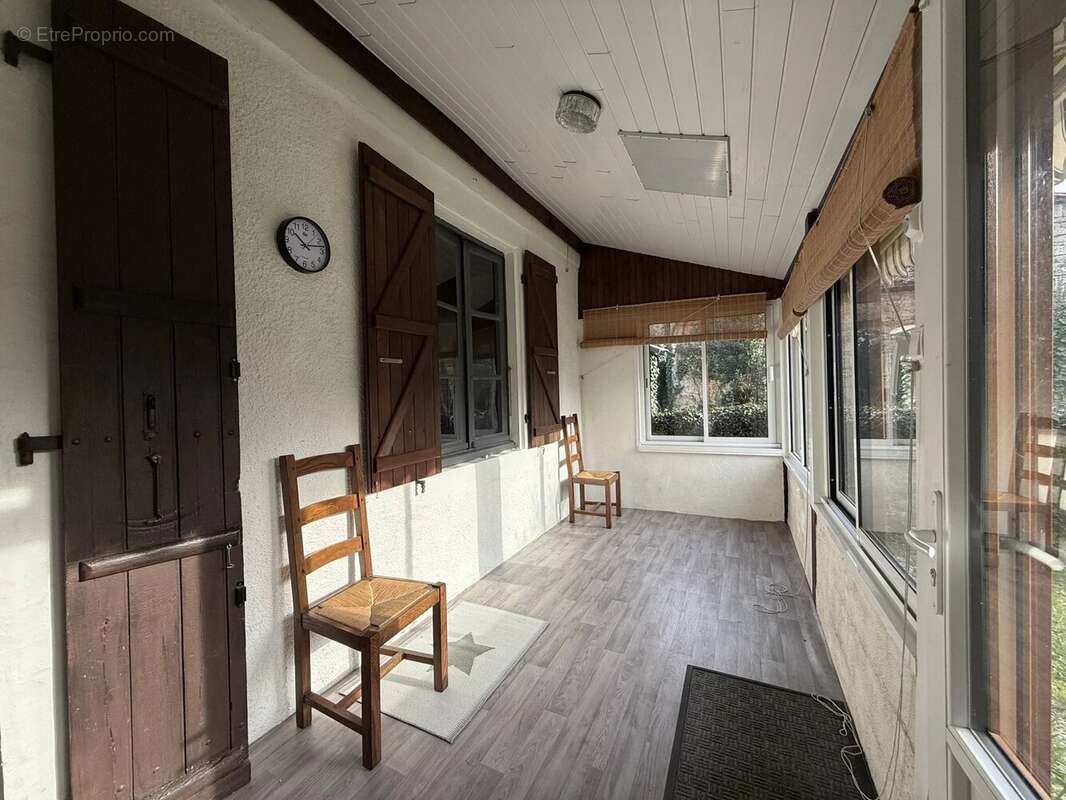 Maison à NANTEUIL-EN-VALLEE