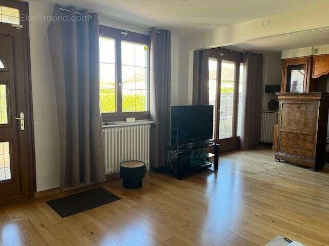 Maison 140 m² à Andeville  - photo 7