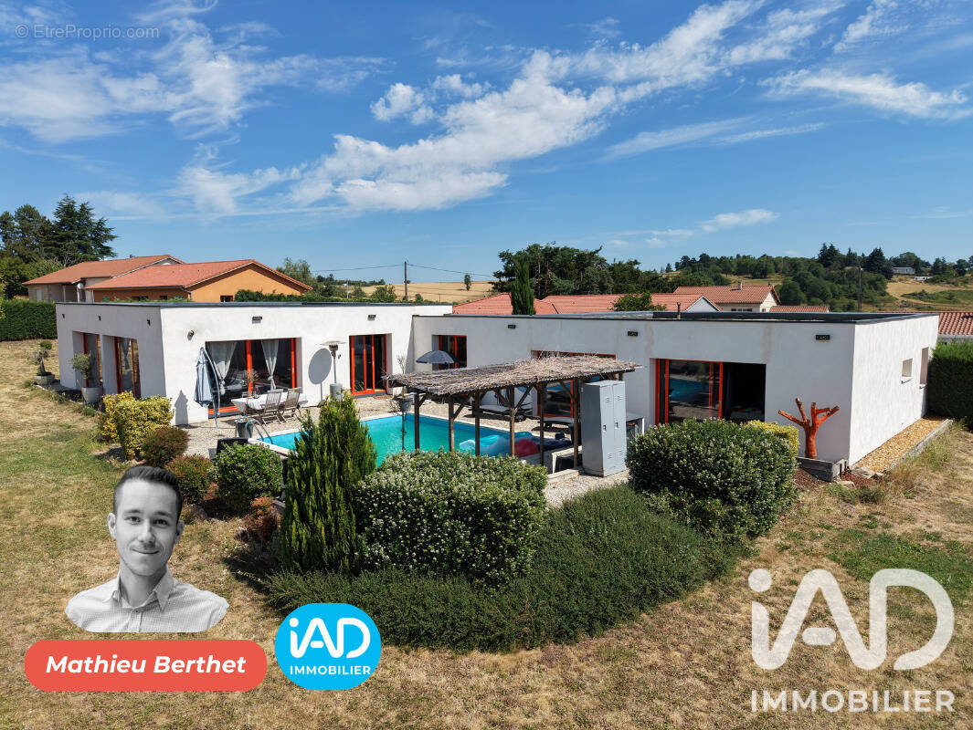 Photo 1 - Maison à SAINT-MAURICE-EN-GOURGOIS