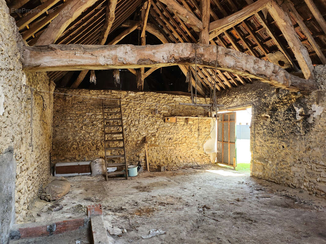 Maison à THOIRY