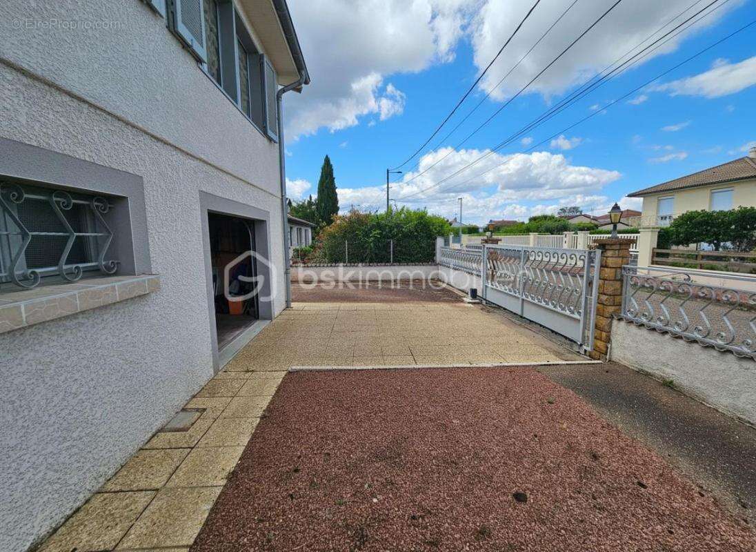 Grande maison familiale 5 chambres – 150 m² habitables – Terrain 705 m² - photo 3