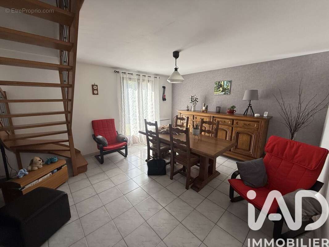 Photo 8 - Maison à REMY