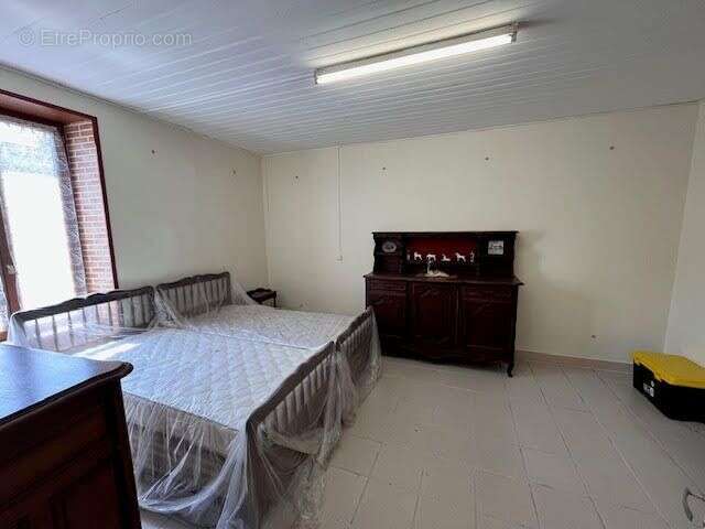 Maison en pierres à rénover et dépendances à 10 mn de la plage - photo 5