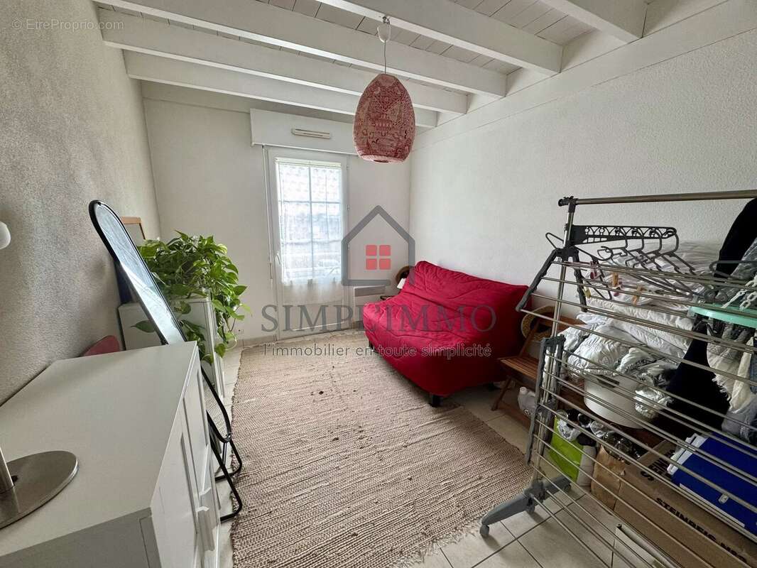 Appartement à ECHILLAIS