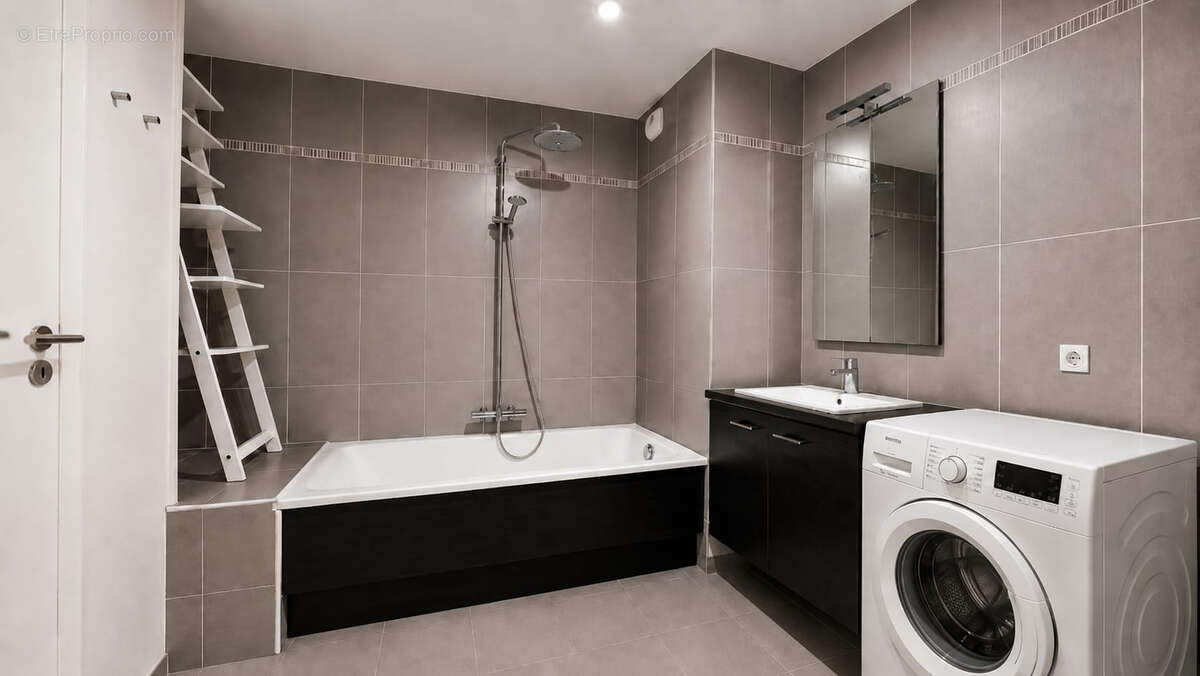 Appartement à MAISONS-ALFORT