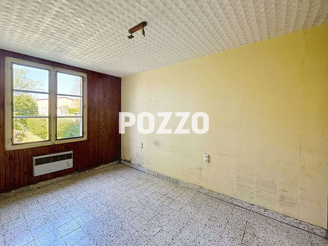 Maison à SAINT-GEORGES-D&#039;ELLE