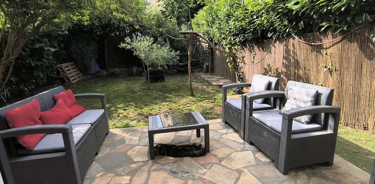 Maison à MAGNY-LES-HAMEAUX