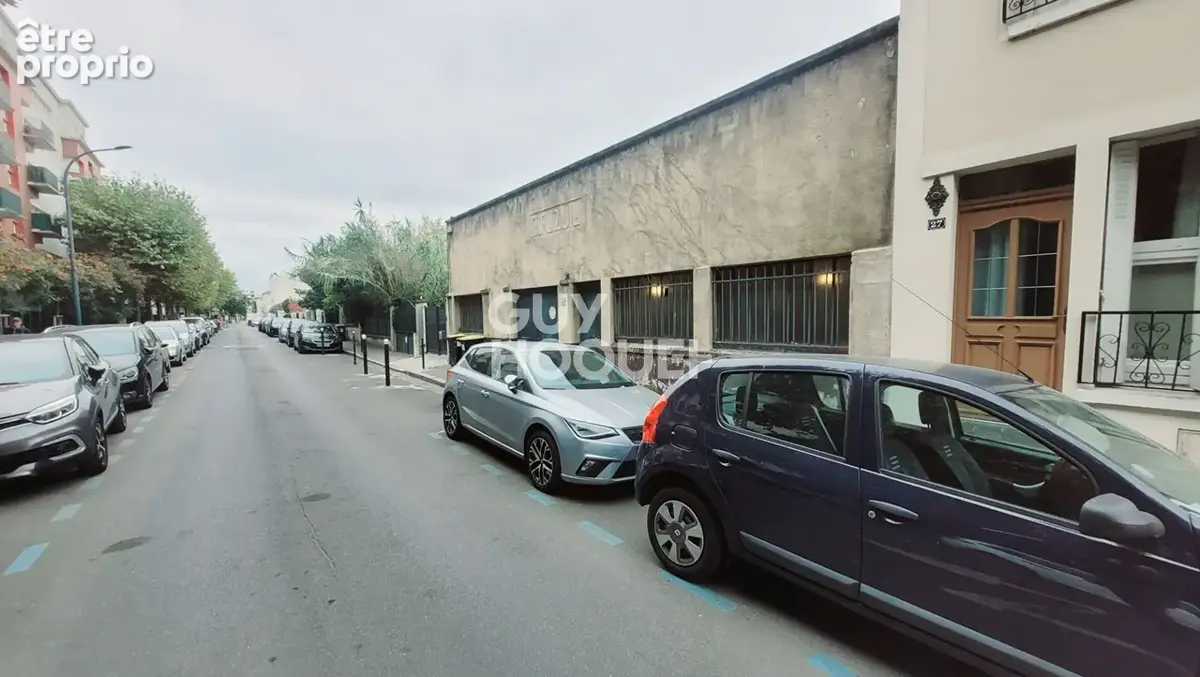 Loft Asnieres Sur Seine 5 pièce(s) 200 m2 - photo 2
