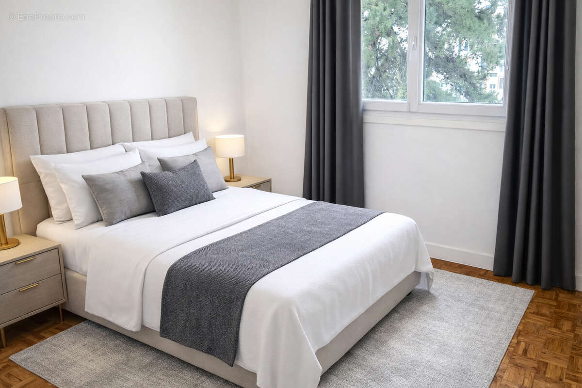 Appartement à COURBEVOIE