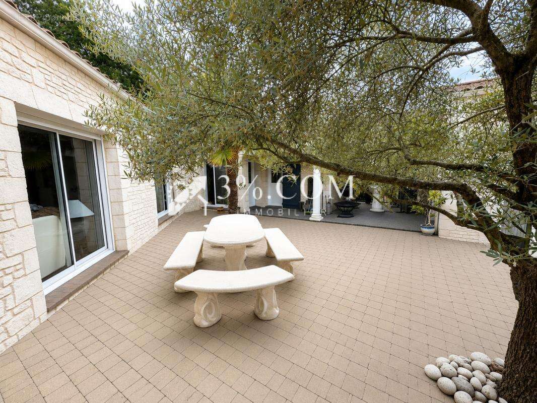 En Exclusivité charmante maison de 118m2 au coeur du Perrier - photo 10