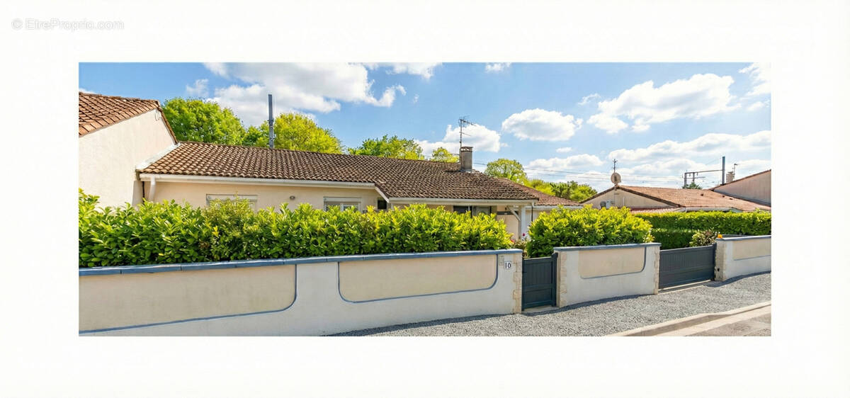 Maison à BLANQUEFORT