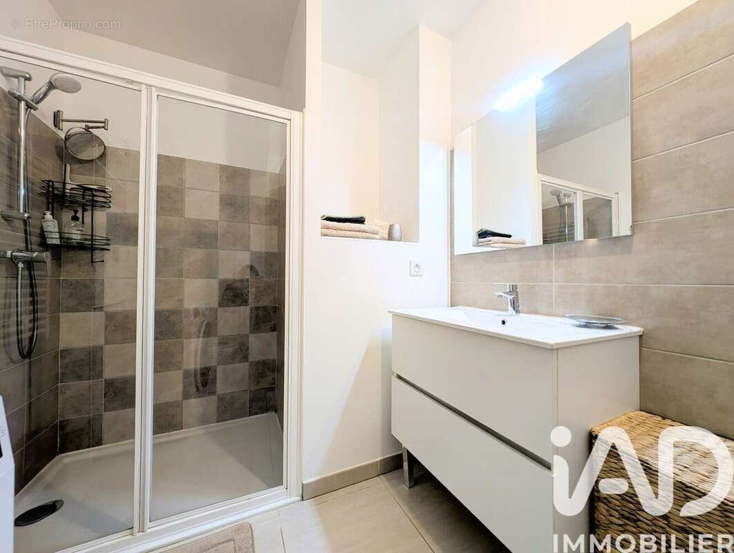 Photo 6 - Appartement à PUGET-SUR-ARGENS