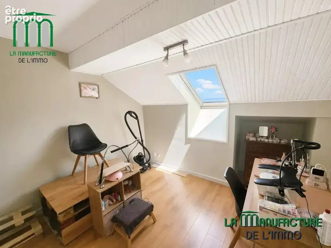 maison individuelle 100,71 m² (140,81 m² au sol) + terrain, garage, cave et panneaux solaires - monteynaud le haut - photo 9