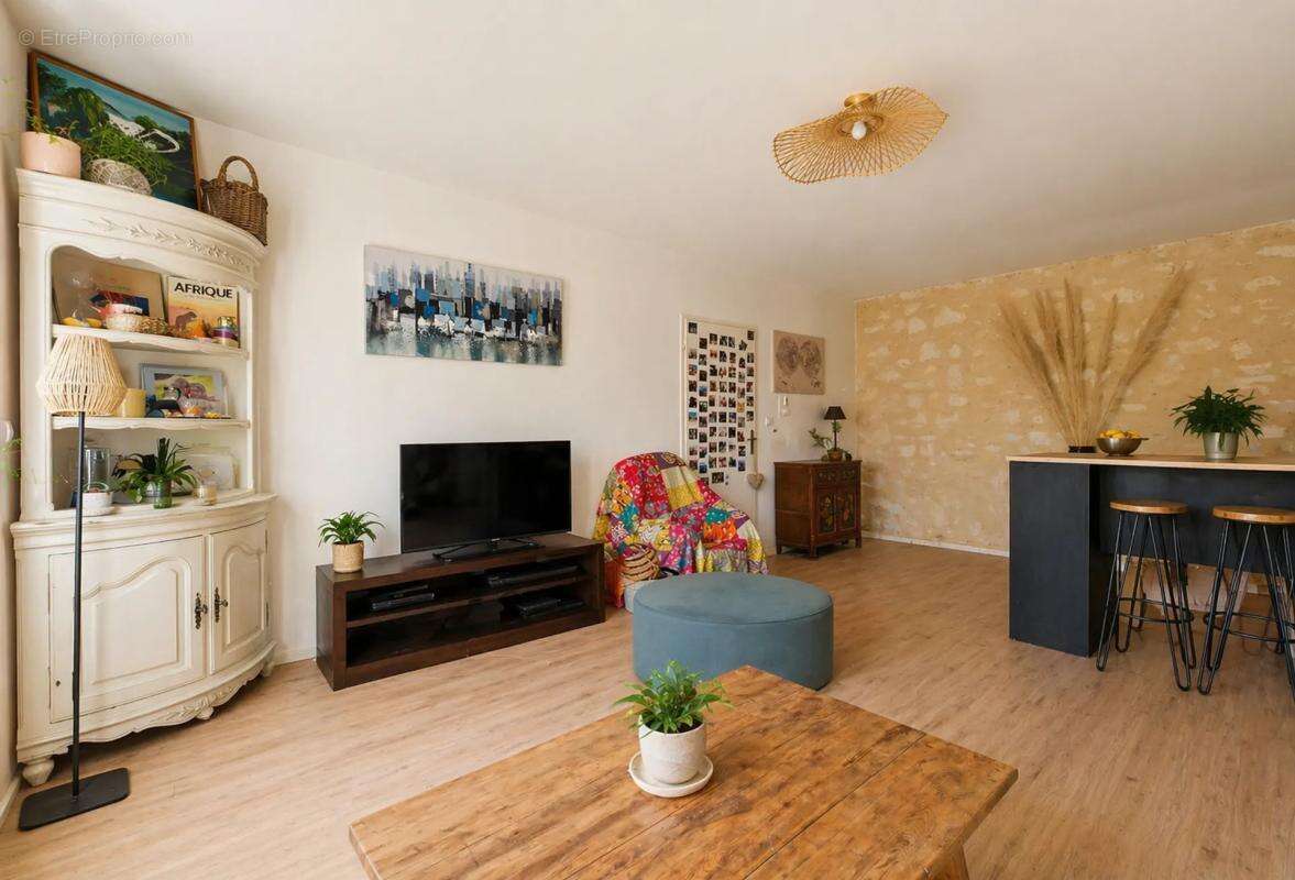 Appartement à LATRESNE
