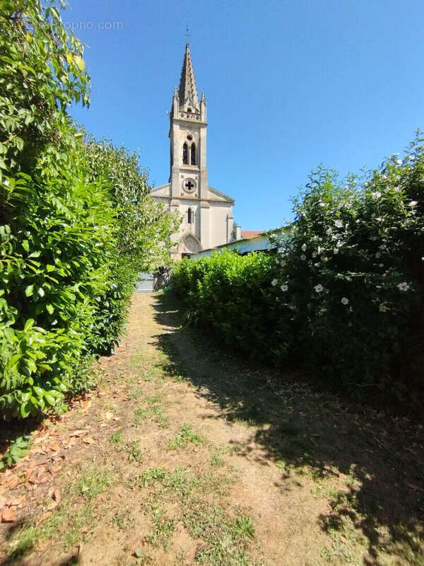 Maison à PORT-SAINTE-FOY-ET-PONCHAPT