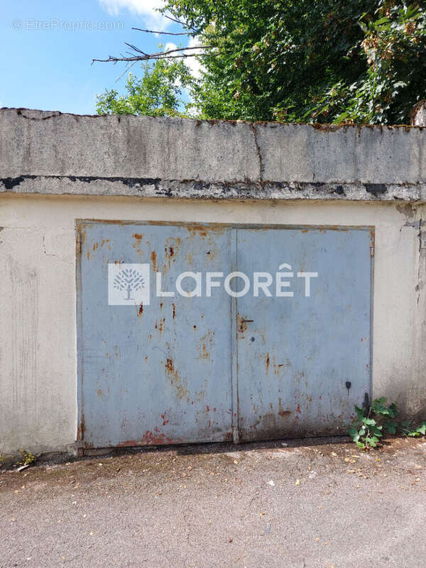 Maison à AUDUN-LE-TICHE