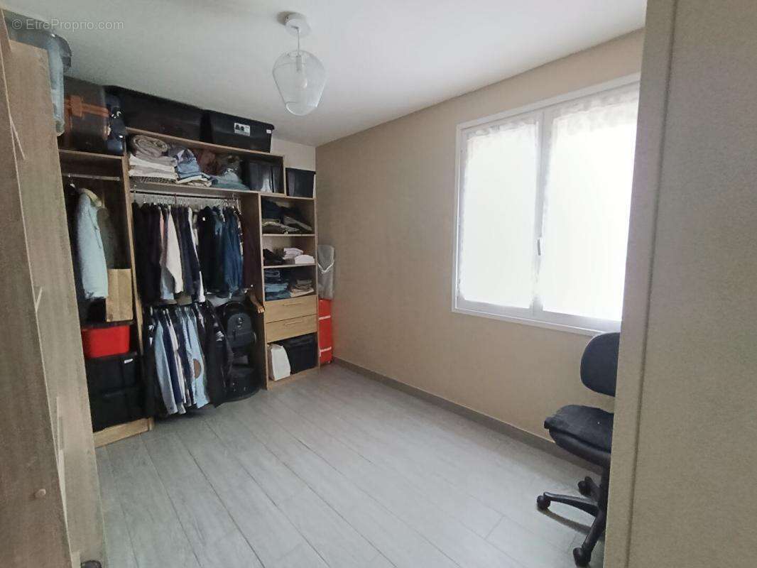 Maison à MOISSY-CRAMAYEL