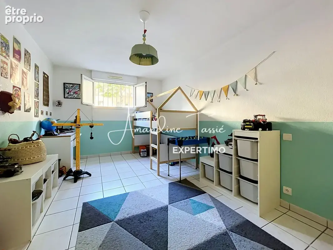 Bel appartement de 136,98 m2 avec balcon & grand garage - photo 9