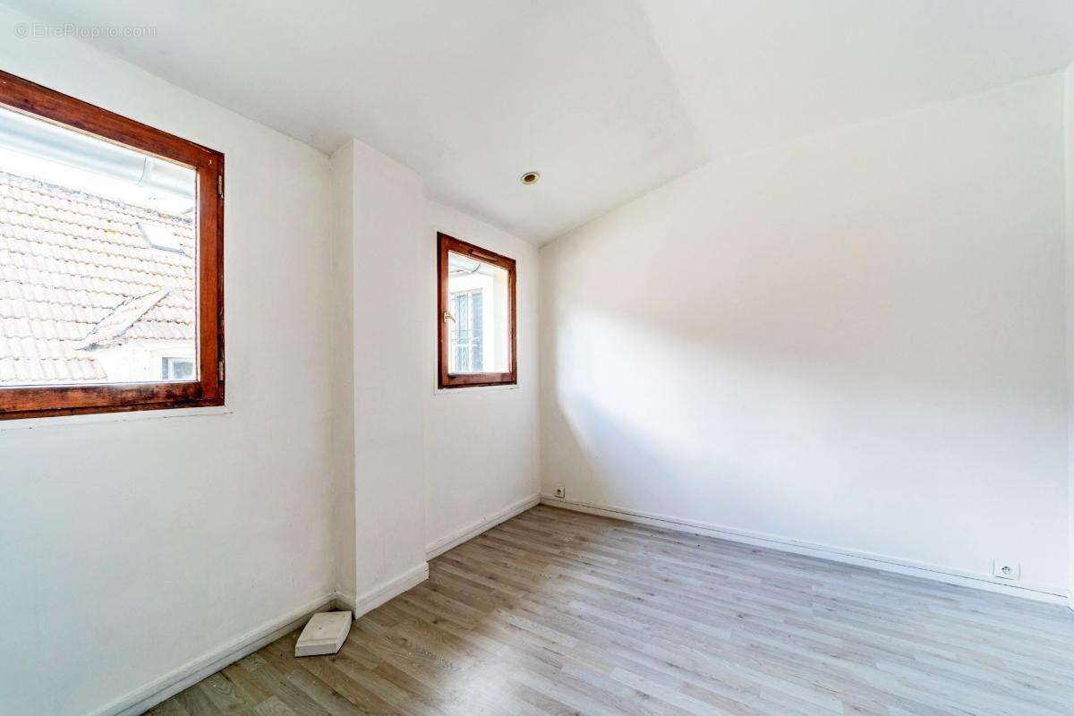 Appartement à VILLENEUVE-SAINT-GEORGES