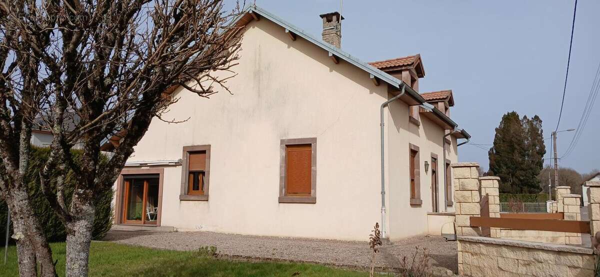 Maison à MAGNONCOURT